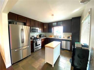 Main picture of 15602 S Ainsworth St