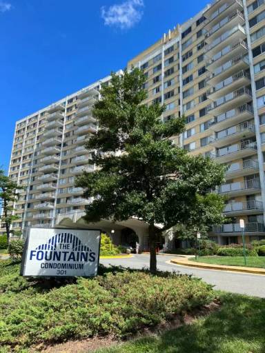Main picture of The Fountains Condominium