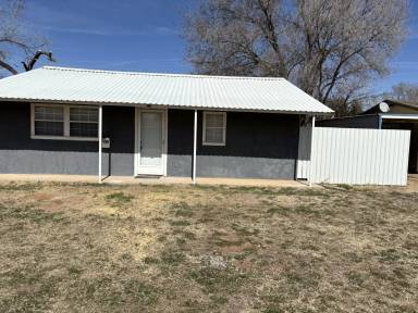 Main picture of 4822 37th St