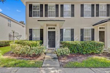 Main picture of 496 Sherwood Oaks Dr