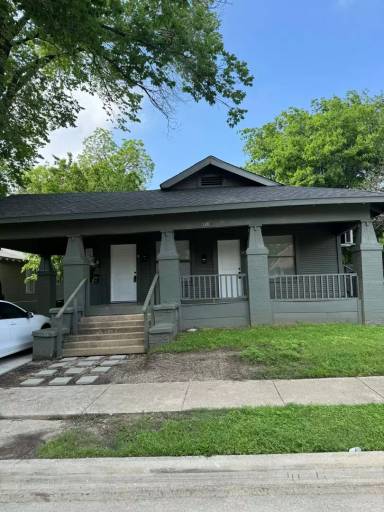 Main picture of 1208 Hawthorne Ave