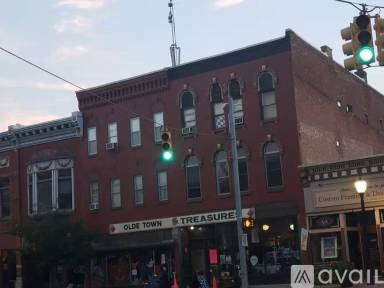 Main picture of 57 N Main St