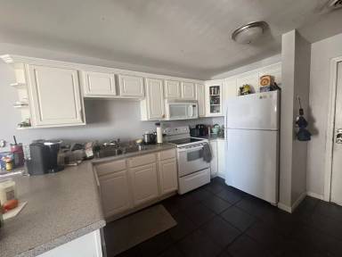 Main picture of 1612 Queen Anne Way