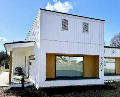 Main picture of 3203 Memorial Ave