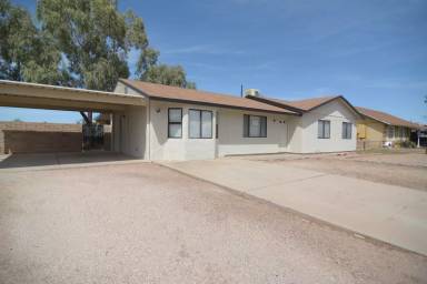 Main picture of 7460 W Calle Lerdo