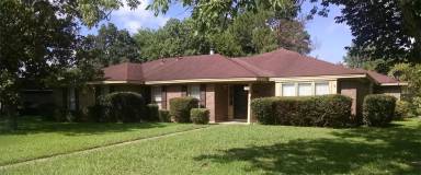 Main picture of 2202 Semmes Dr