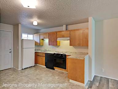 Main picture of 1005 S 41st Ave