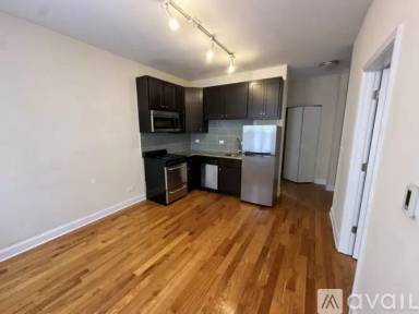 Main picture of 1210 W Granville Ave