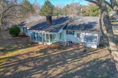 Main picture of 306 Regent Rd