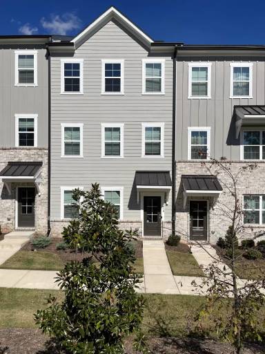 Main picture of 418 Clementine Dr