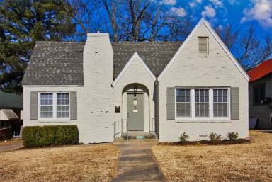 Main picture of 2315 S O St