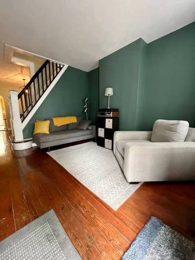 Main picture of 4872 Ogle St