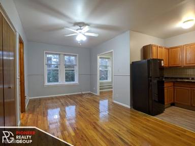 Main picture of 4501-4515 N Malden St