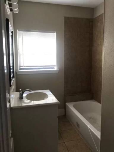 Main picture of 2910 Wichita St