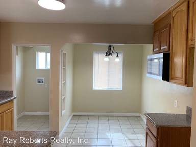 Main picture of 6527 Bear Ave