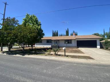 Main picture of 9888 Sinnard Ave