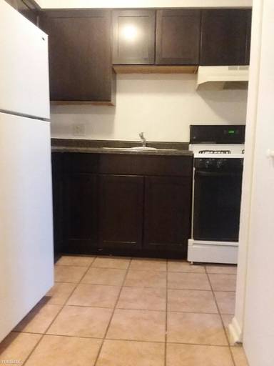 Main picture of 8222 S King Dr
