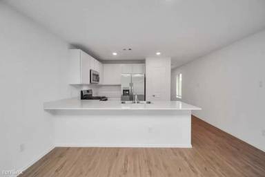 Main picture of 27022 Rimini Point Dr