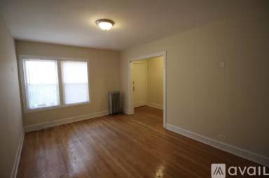 Main picture of 6203 N Claremont Ave