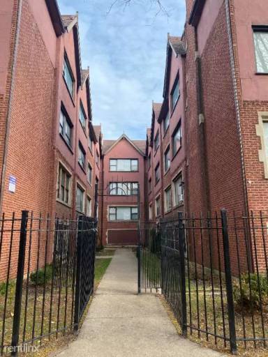 Main picture of 7749 S Yates Blvd