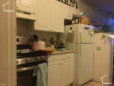 Main picture of 330 Saint Paul St