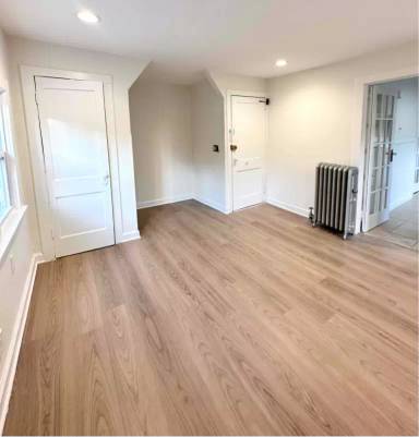 Main picture of 75 Willowdale Ave