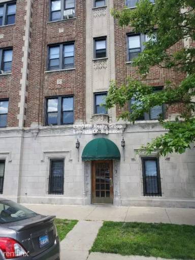 Main picture of 948 W Cuyler Ave Apartments