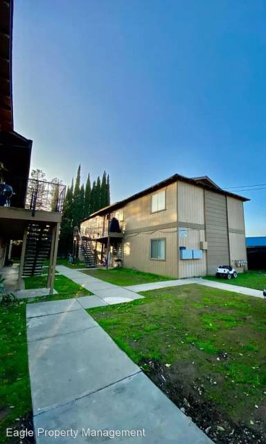 Main picture of 228 McFarland St