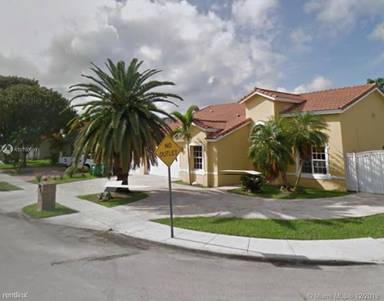 Main picture of 2802 SW 142nd Ct