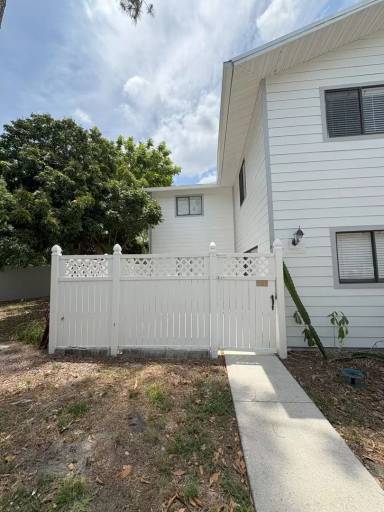 Main picture of 7681 Tamara Lee Ct