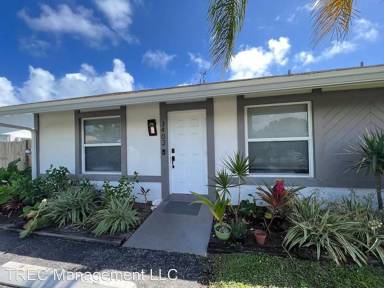 Main picture of 3402 NE 5th Dr