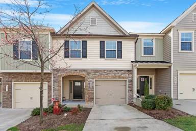 Main picture of 525 Timpson Ave