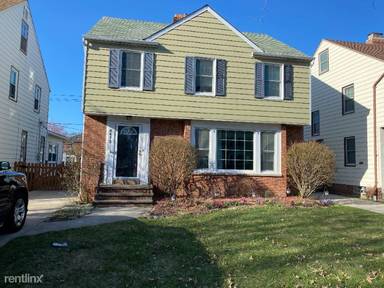 Main picture of 4473 Groveland Rd