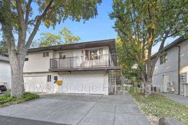 Main picture of 2911 Austin St