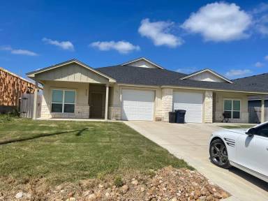 Main picture of 561 County Road 306