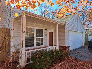 Main picture of 3237 W Woodfield Way