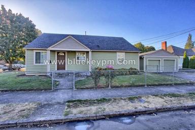 Main picture of 702 W 19th St