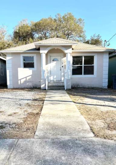 Main picture of 1717 W Nassau St