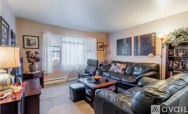 Main picture of 7228 38th Pl