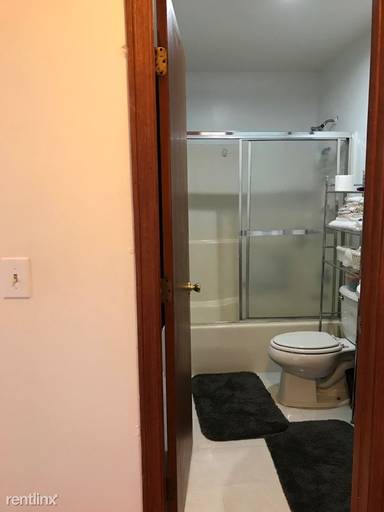 Main picture of 1161 E Main St