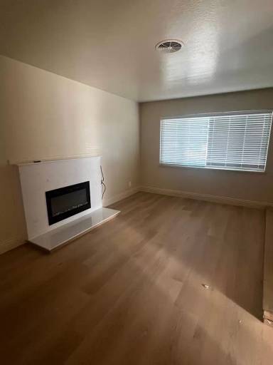 Main picture of 787 Central Ave