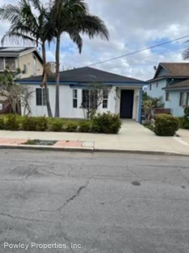 Main picture of 410 Hillcrest St