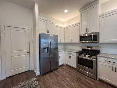 Main picture of 6549 Iron Horse Blvd