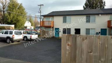 Main picture of 8231 N Fessenden St