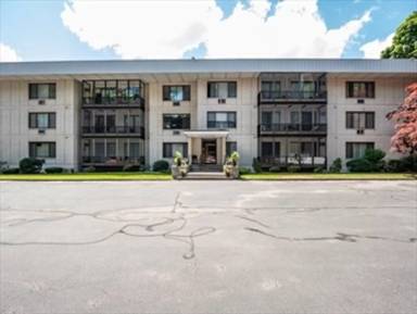 Main picture of 234 Nesmith St