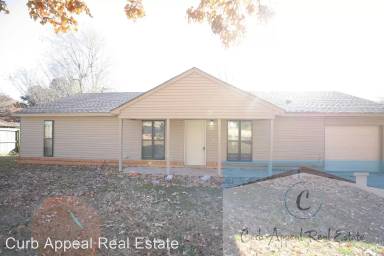 Main picture of 1502 Smoot Dr