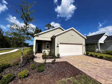 Main picture of 23 Lake Sinclair St