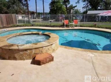 Main picture of 535 Palmetto Dr