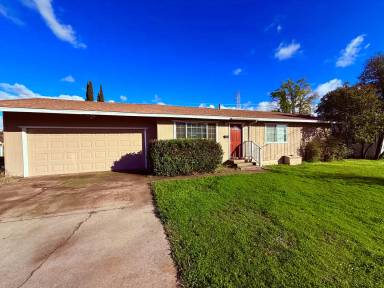 Main picture of 1449 Boynton Ave