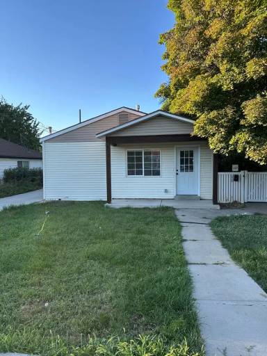 Main picture of 225 E Louise Ave